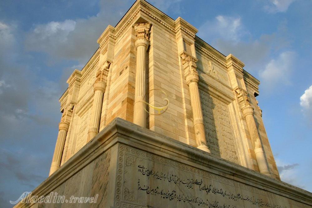 آرامگاه فردوسی مشهد | علاءالدین تراول