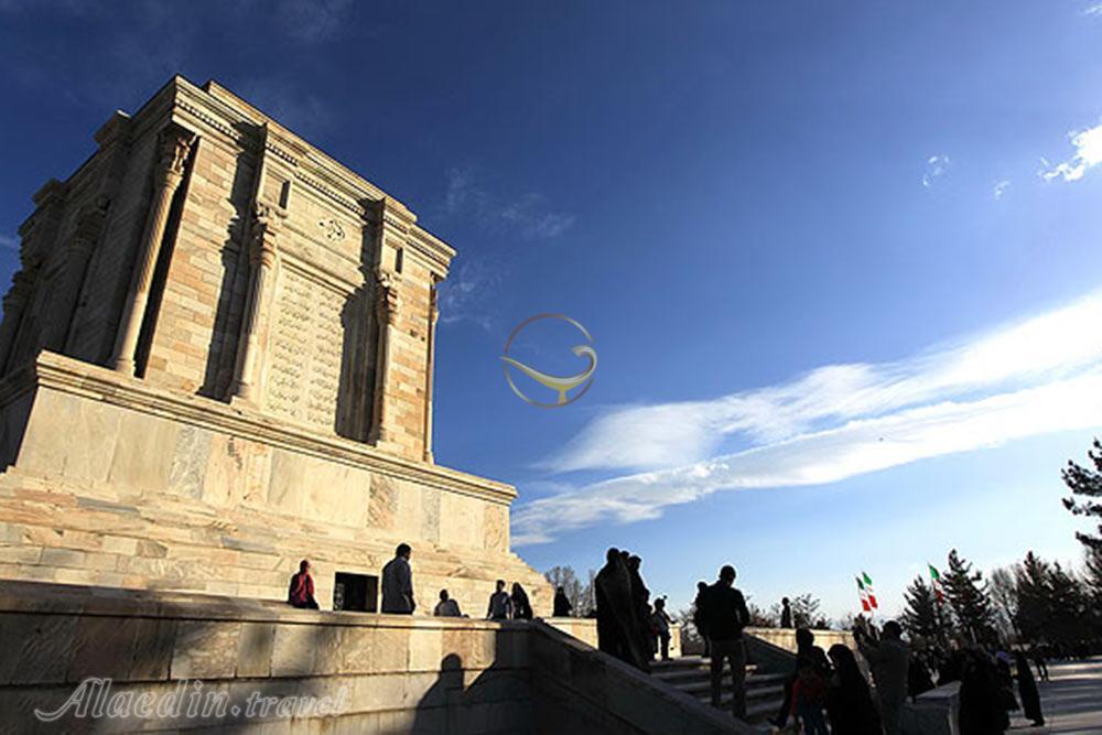 آرامگاه فردوسی مشهد | علاءالدین تراول