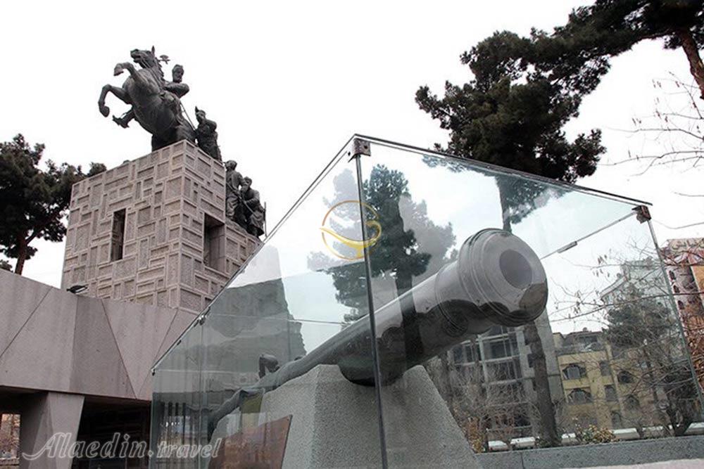 موزه آرامگاه نادر شاه (نادری) مشهد | علاءالدین تراول