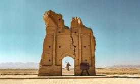 دروازه فرافر سریزد در مهریز