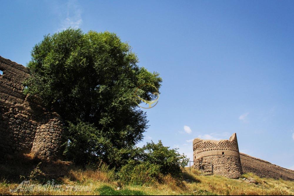 کهنه قلعه مشگین شهر | علاءالدین تراول