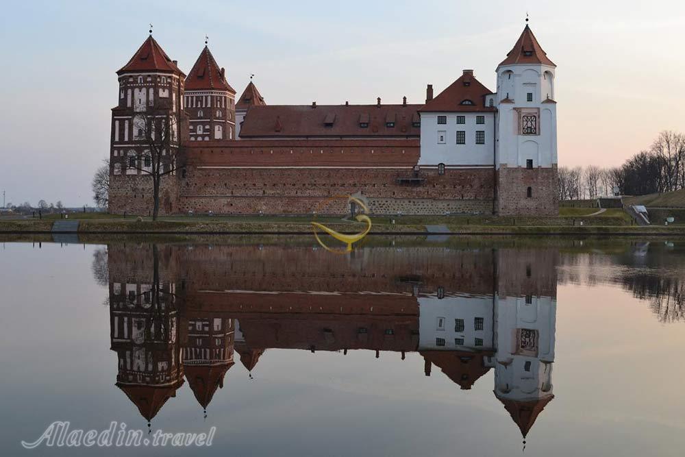 قلعه میر مینسک در بلاروس | علاءالدین تراول