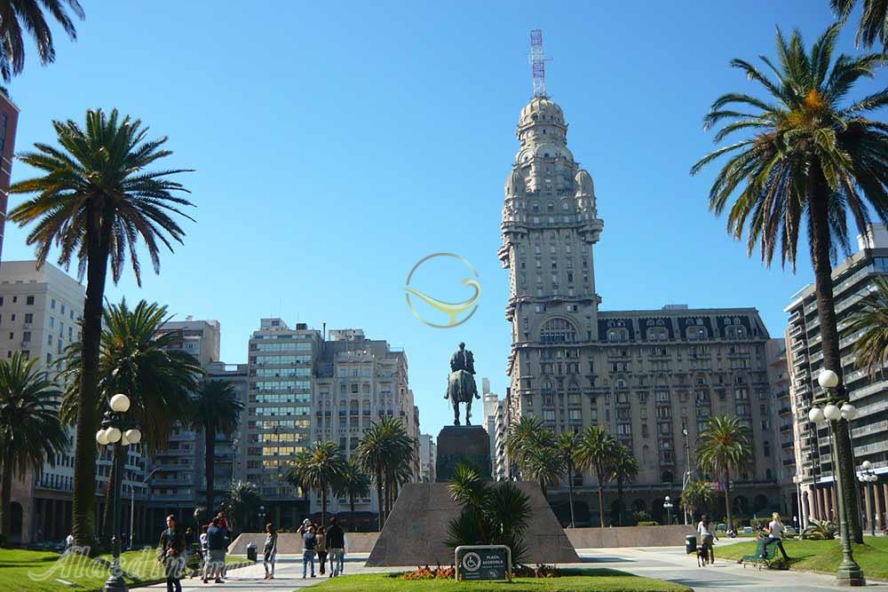 میدان استقلال اروگوئه در مونته ویدئو | علاءالدین تراول