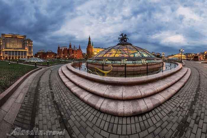 میدان مانژ (اسب سوار) مسکو روسیه