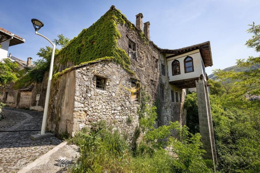 خانه بیس موستار - بوسنی و هرزگوین