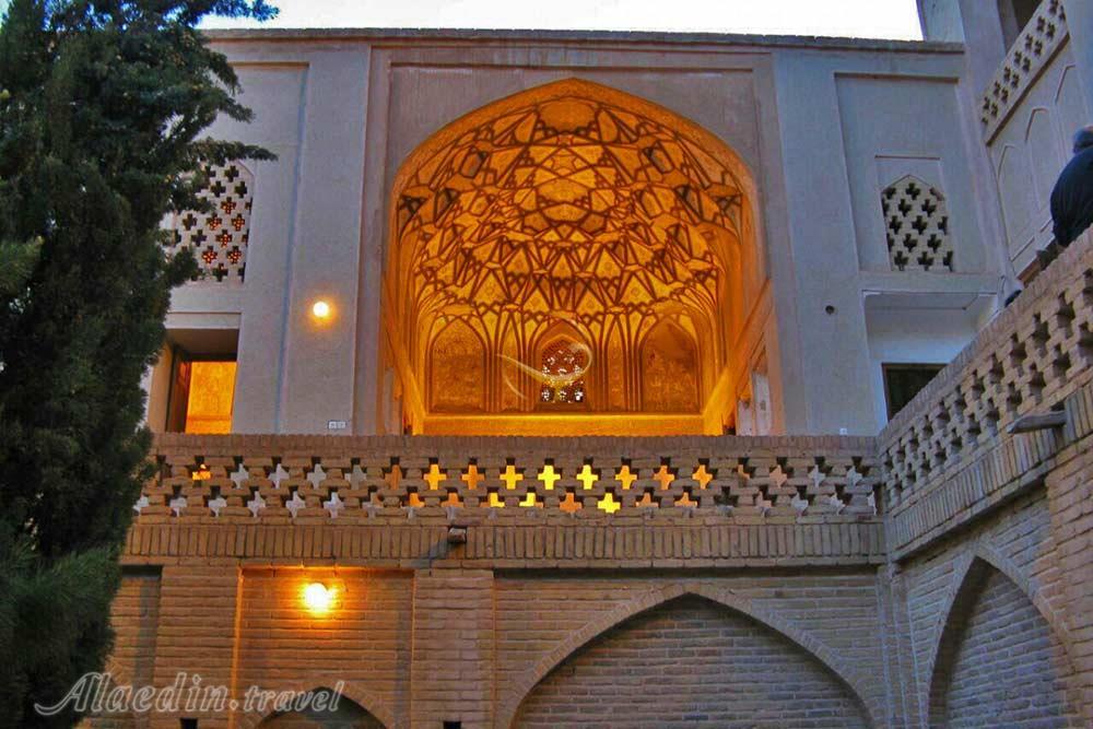 خانه پیرنیا نایین | علاءالدین تراول