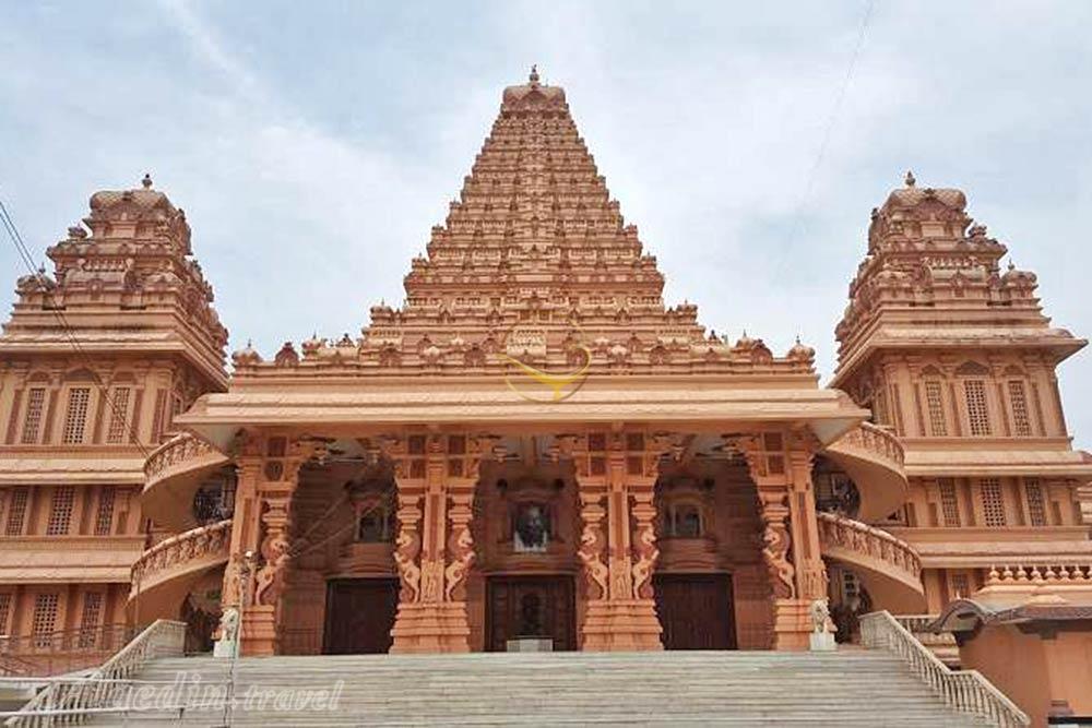 معبد چاتارپور در دهلی نو - هند | علاءالدین تراول