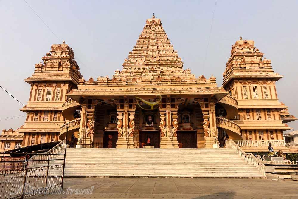 معبد چاتارپور در دهلی نو - هند | علاءالدین تراول