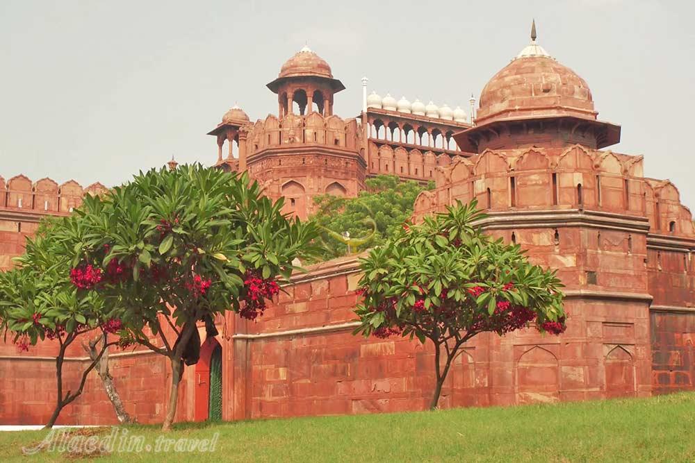 قلعه سرخ در دهلی نو - هند | علاءالدین تراول