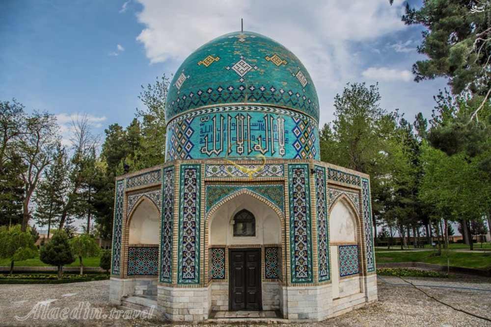 آرامگاه عطار نیشابوری در نیشابور | علاءالدین تراول