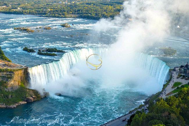 آبشار هورسشو در نیاگارا فالز - کانادا