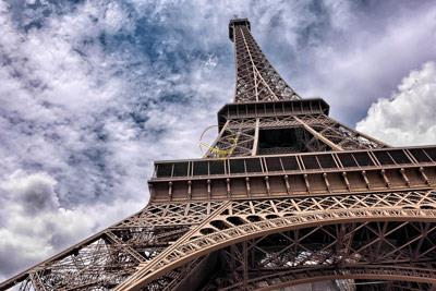 برج ایفل در پاریس - فرانسه