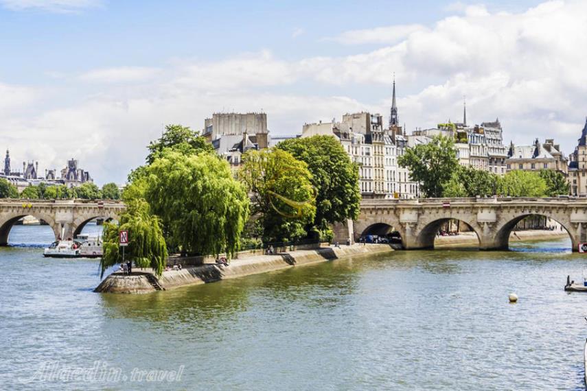 جزیره ایل دو لا سیته در پاریس - فرانسه