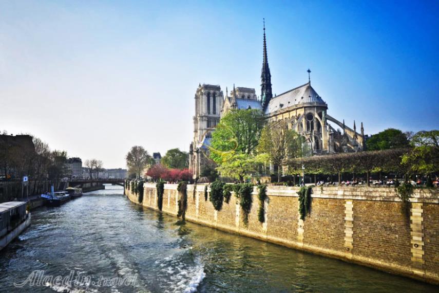 جزیره ایل دو لا سیته در پاریس - فرانسه