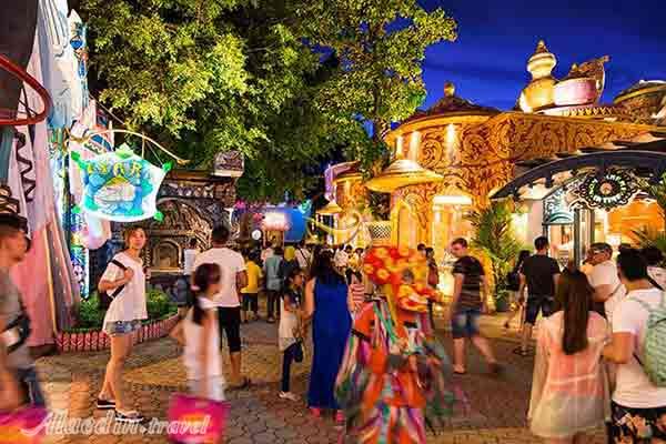 پارک تفریحی فانتاسی پوکت - تایلند