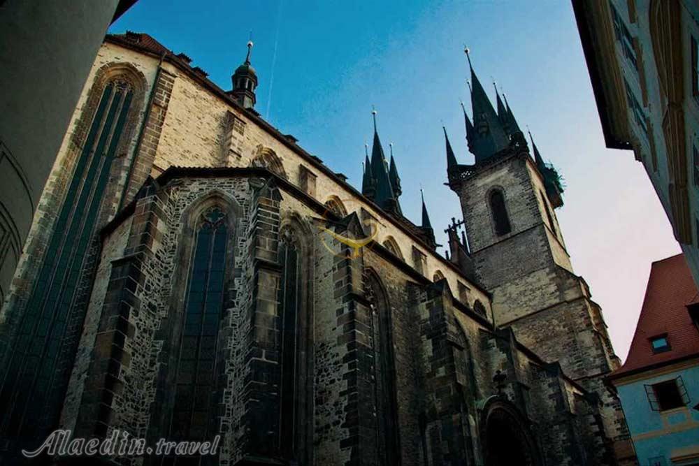 کلیسای بانوی ما قبل از تین ( کلیسای تین) پراگ | علاءالدین تراول