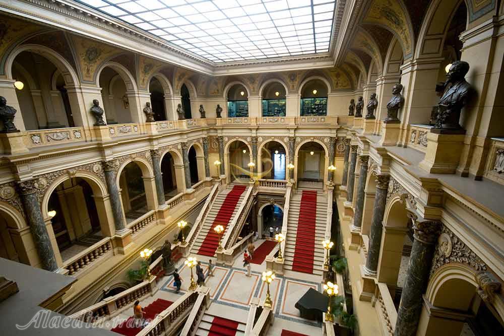 موزه ملی پراگ | علاءالدین تراول