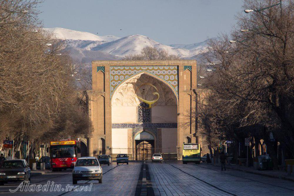 سردر عالی قاپو قزوین | علاءالدین تراول