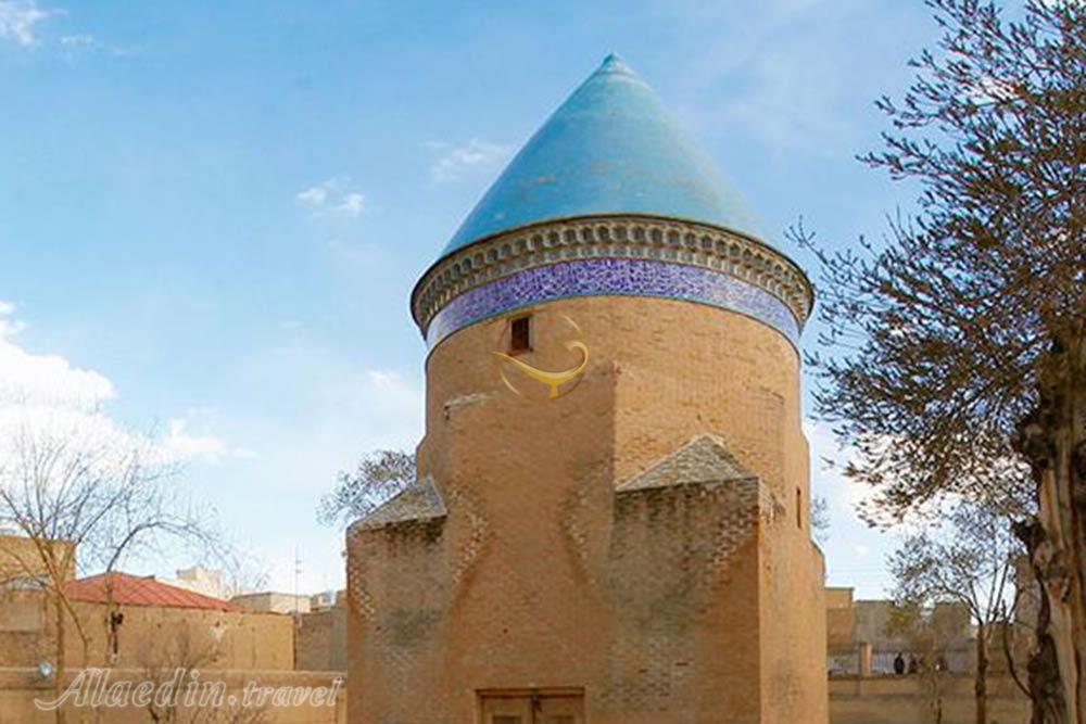 آرامگاه حمدالله مستوفی قزوین | علاءالدین تراول