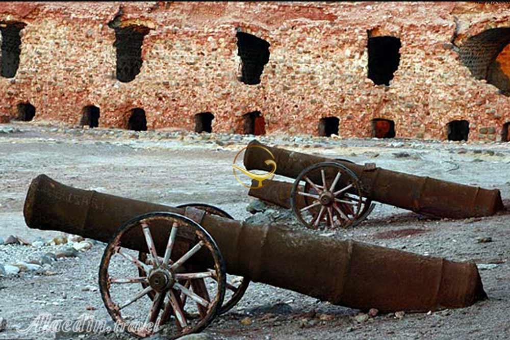 قلعه پرتغالی های قشم | علاءالدین تراول