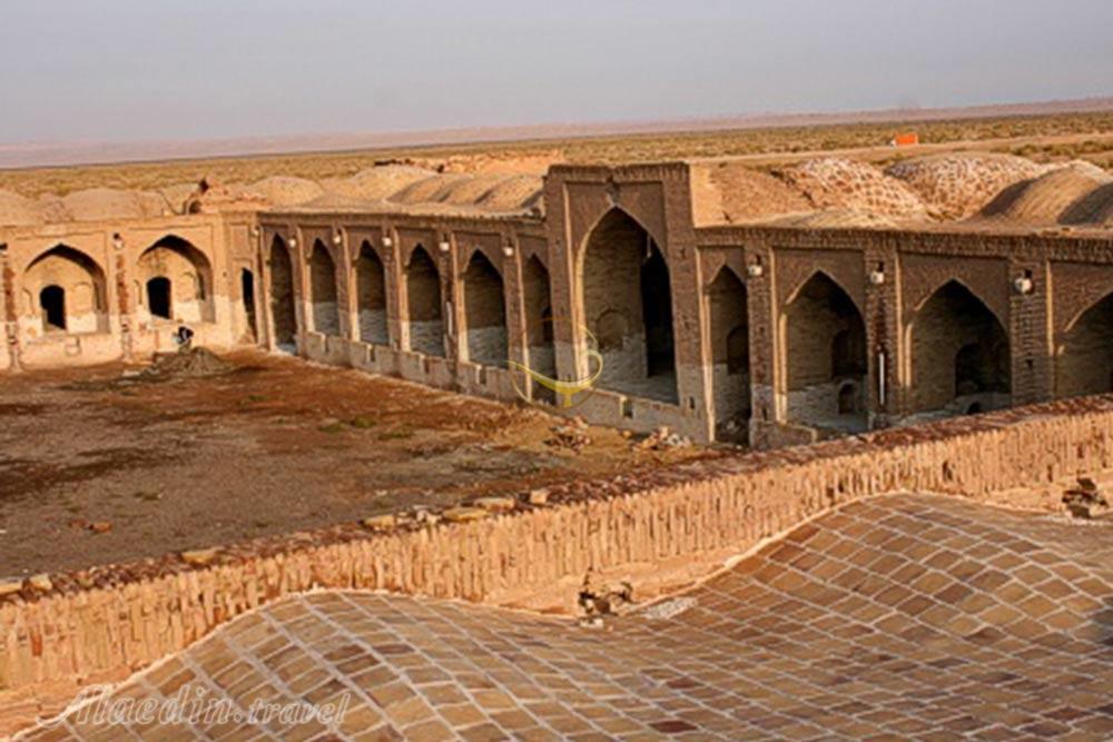 کاروانسرای دیر گچین قم | علاءالدین تراول