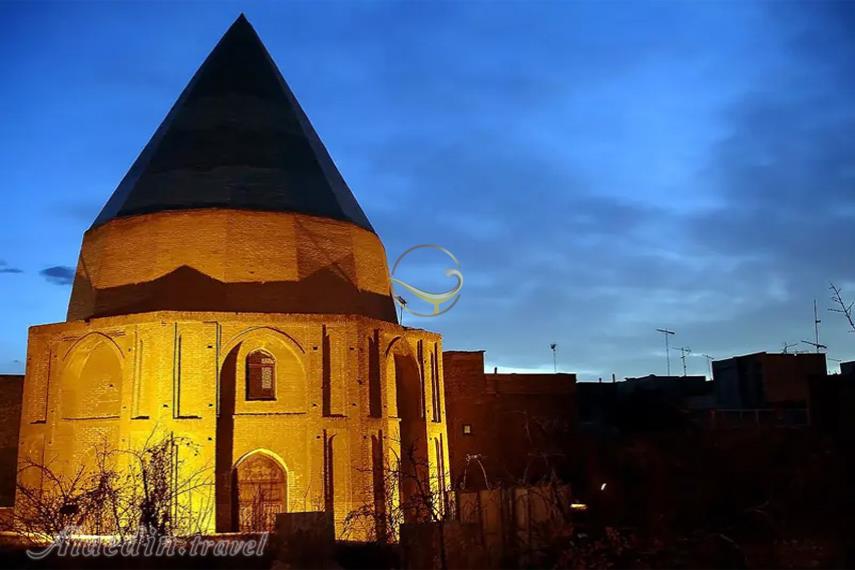 محوطه تاریخی باغ گنبد سبز | علاءالدین تراول