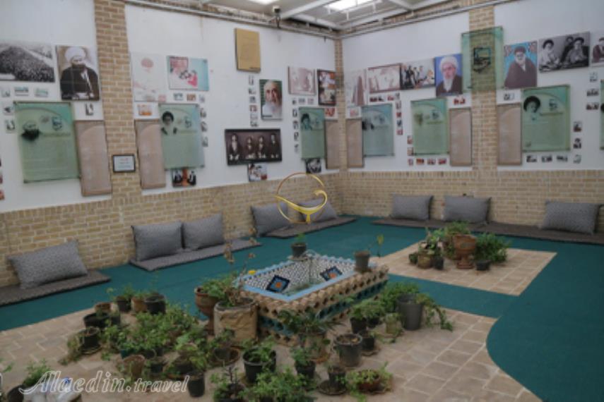 موزه مراجع قم