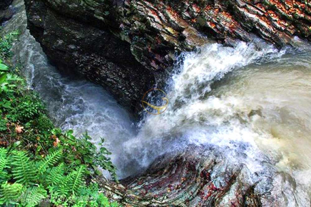 آبشار ویسادار در رضوانشهر | علاءالدین تراول