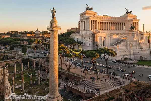 ستون تراژان رم - ایتالیا