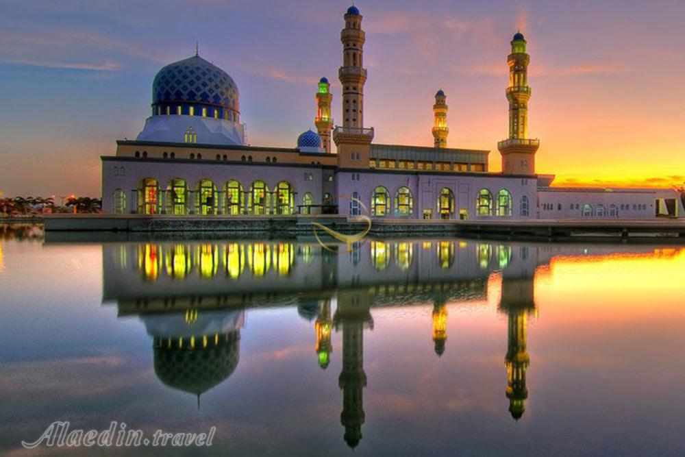 مسجد شهر کوتا کینابالو در صباح - مالزی | علاءالدین تراول