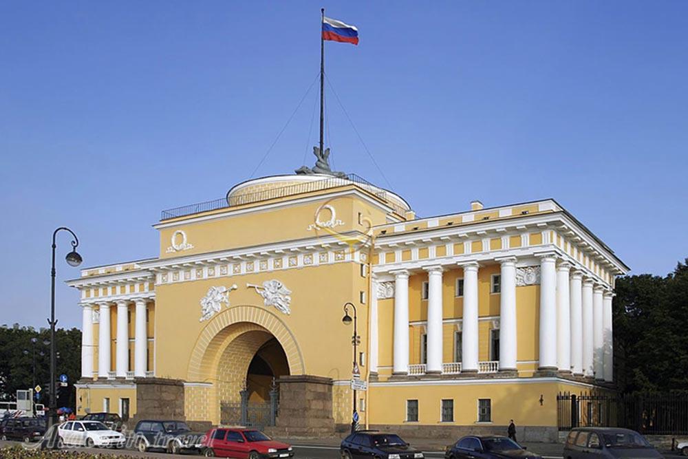 ساختمان نیروی دریایی (آدمیرالتیستوف) سنت پترزبورگ روسیه | علاءالدین تراول