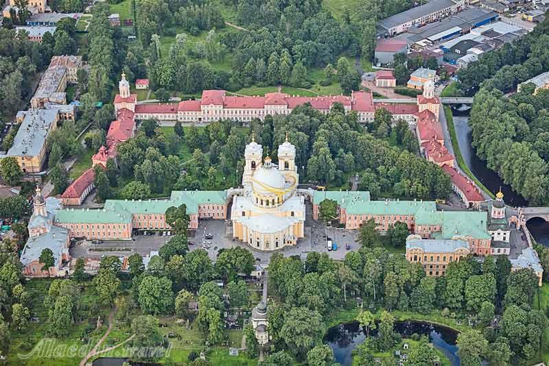 صومعه الکساندر نوسکی سنت پترزبورگ روسیه | علاءالدین تراول