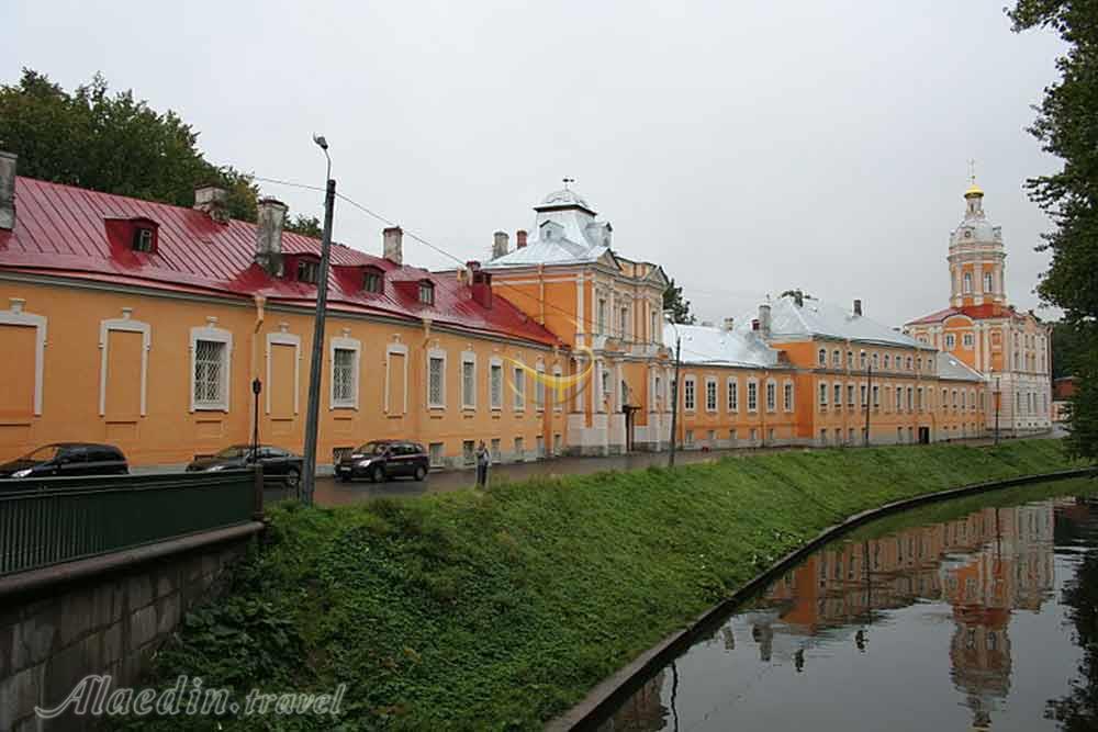 صومعه الکساندر نوسکی سنت پترزبورگ روسیه | علاءالدین تراول