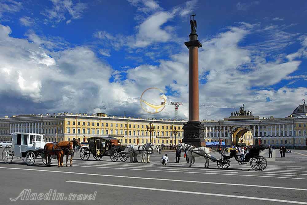 میدان کاخ سنت پترزبورگ روسیه | علاءالدین تراول