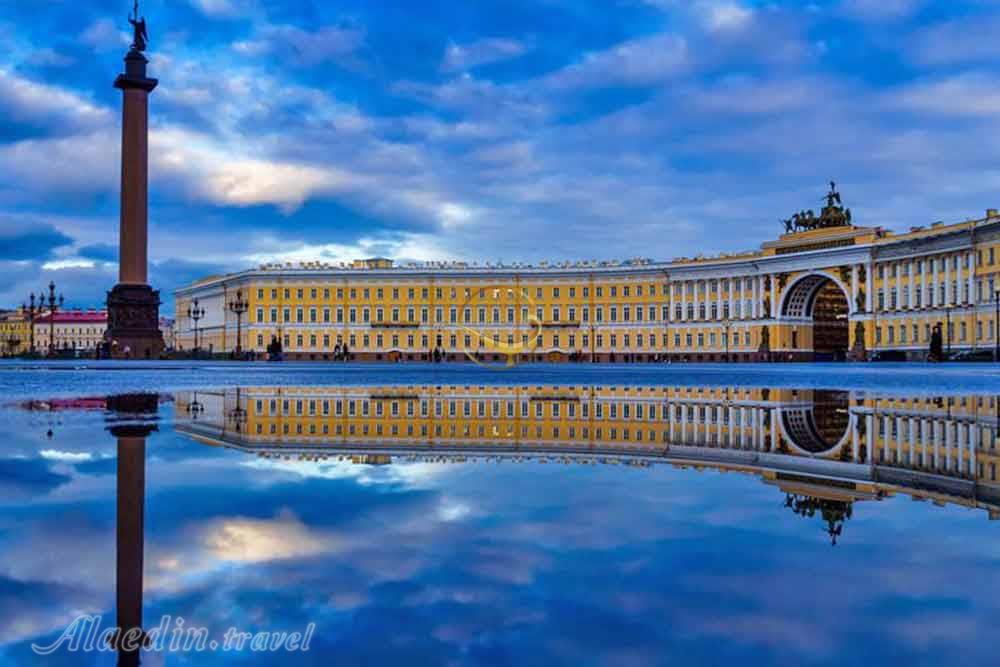 میدان کاخ سنت پترزبورگ روسیه | علاءالدین تراول