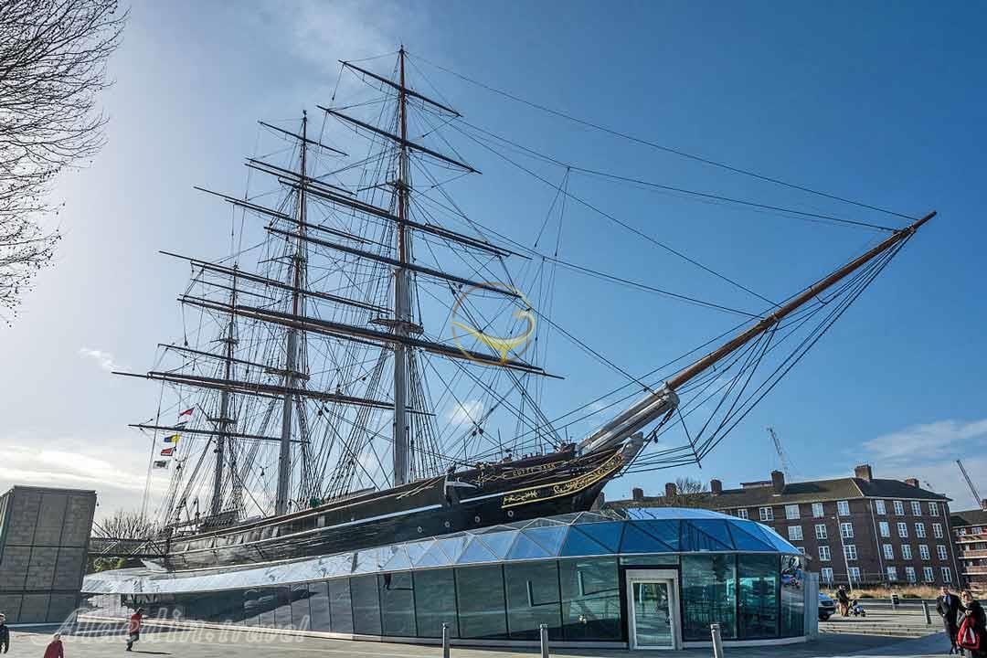 لنگرگاه سنت پترزبورگ روسیه | علاءالدین تراول