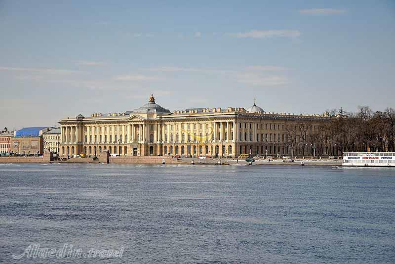 جزیره واسیلوفسکی سنت پترزبورگ روسیه | علاءالدین تراول