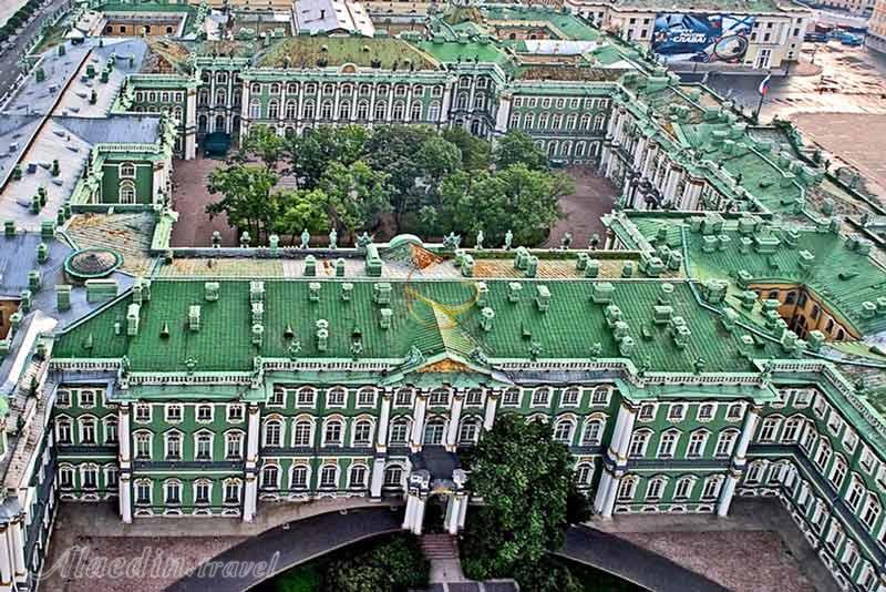 کاخ زمستانی سنت پترزبورگ روسیه | علاءالدین تراول