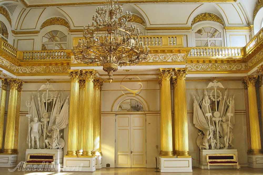 کاخ زمستانی سنت پترزبورگ روسیه | علاءالدین تراول