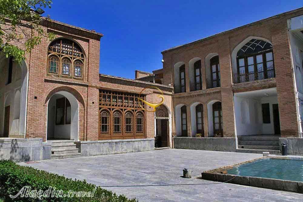 عمارت آصف (خانه کرد) سنندج | علاءالدین تراول