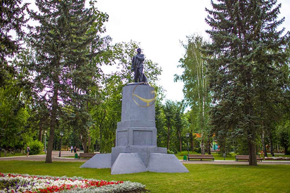 پارک پوشکین در سارانسک - روسیه | علاءالدین تراول