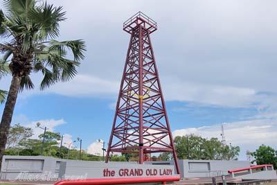 یادبود تاریخی گراند اولد لیدی ساراواک - مالزی