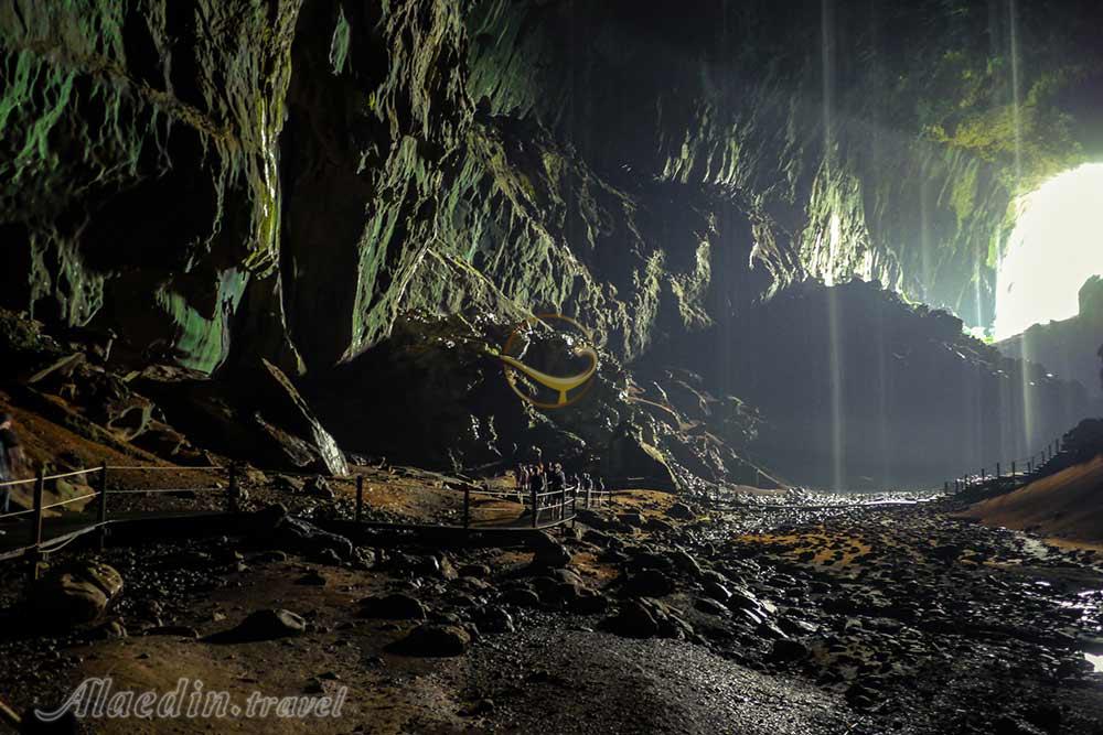 پارک ملی گونونگ مولو در ساراواک - مالزی | علاءالدین تراول