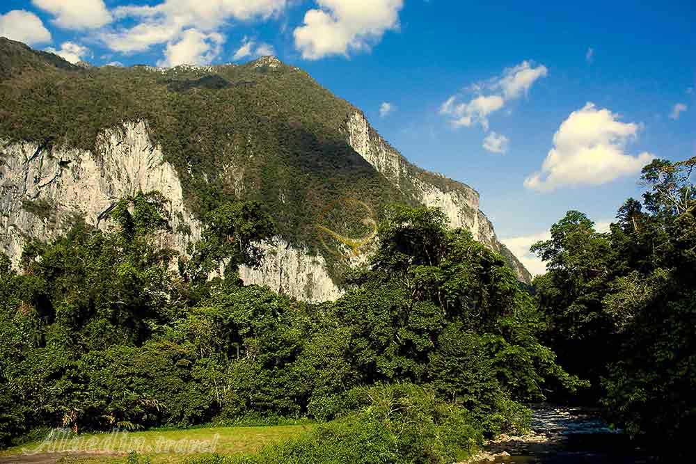 غارهای مولو ساراواک | علاءالدین تراول