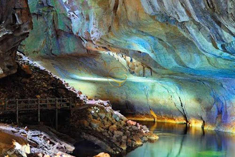 غارهای مولو ساراواک | علاءالدین تراول