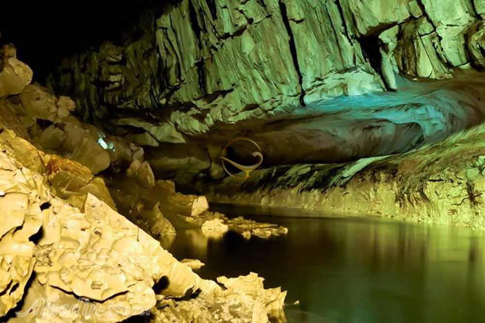 غارهای مولو ساراواک | علاءالدین تراول