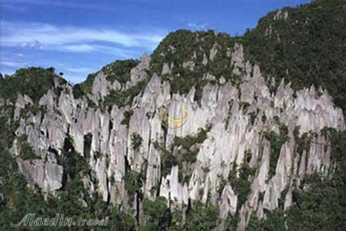 قله های نوین ساراواک - مالزی