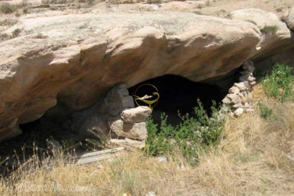 دهکده صخره ای باستانی ویند کلخوران سرعین | علاءالدین تراول