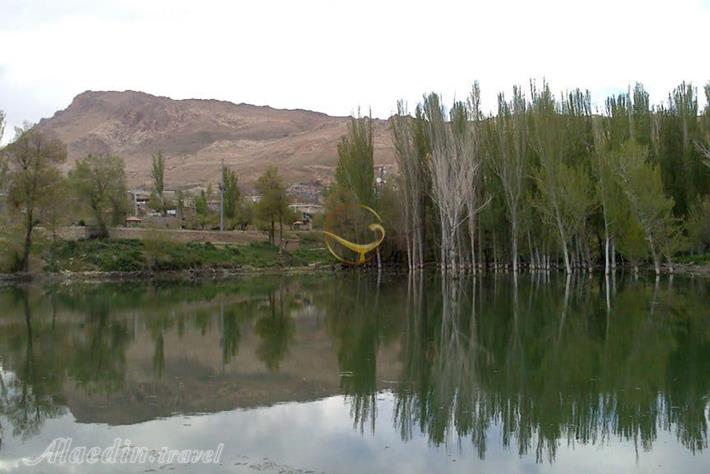 پارک دریاچه سمیرم