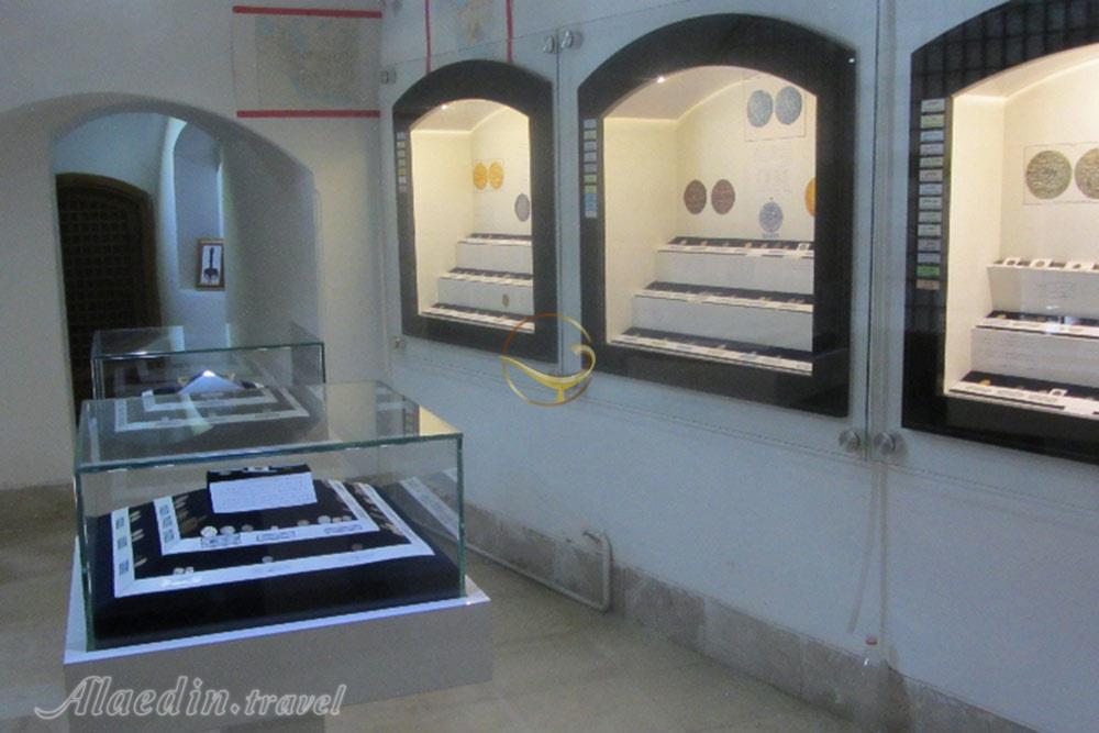 موزه مهر و سکه کومش سمنان | علاءالدین تراول